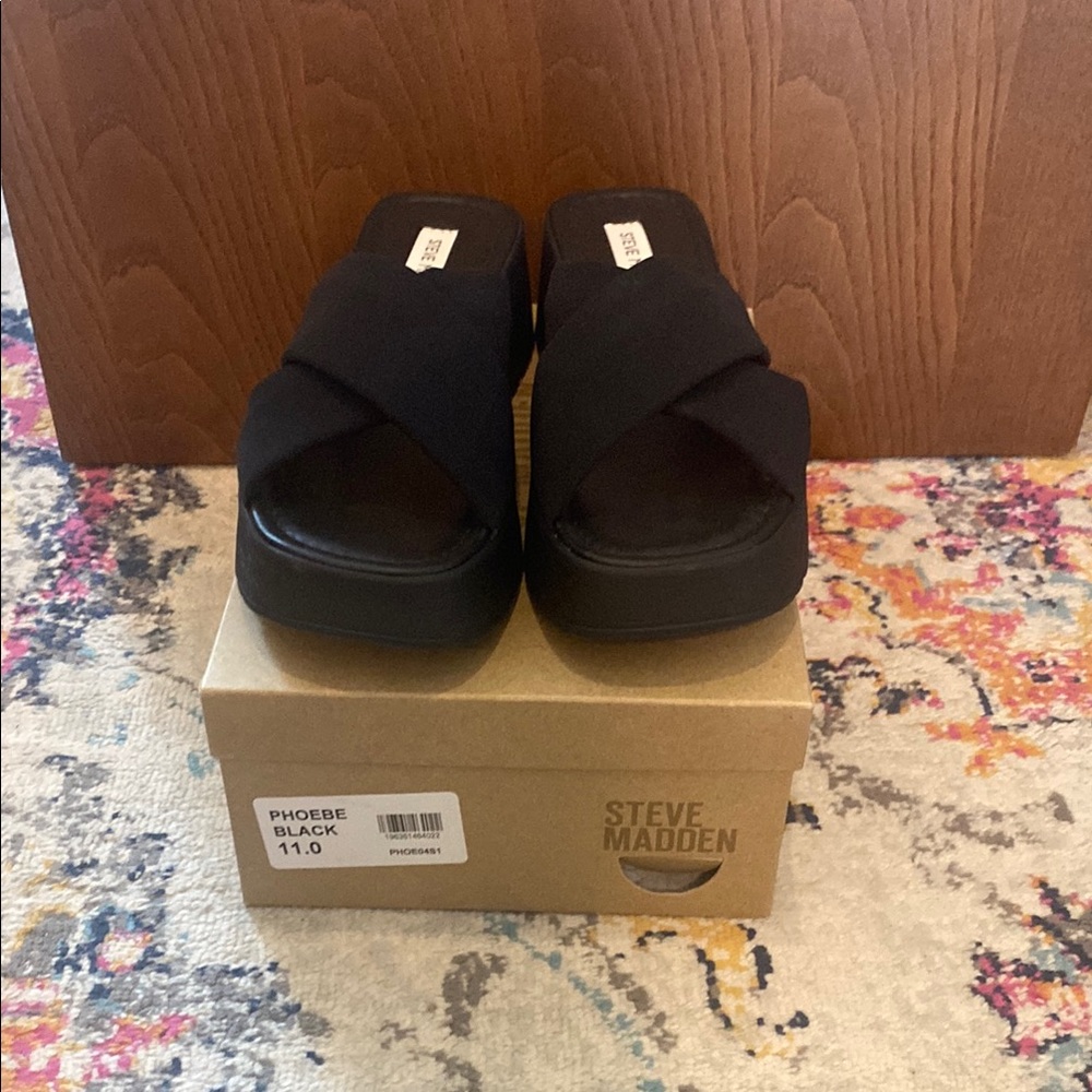 Steve Madden Phoebe Black Platform Sandals
